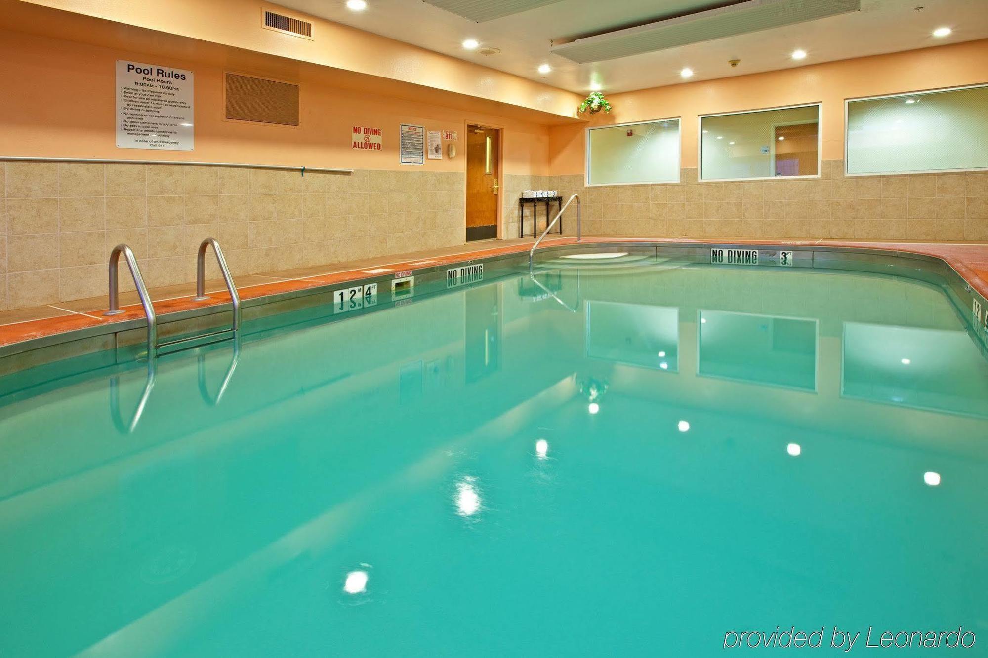 Holiday Inn Express & Suites Harrison By Ihg Udogodnienia zdjęcie